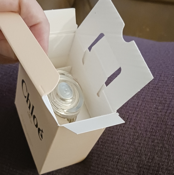 NEW! Chloe Eau de Parfum, 2.5oz - Picture 8 of 10